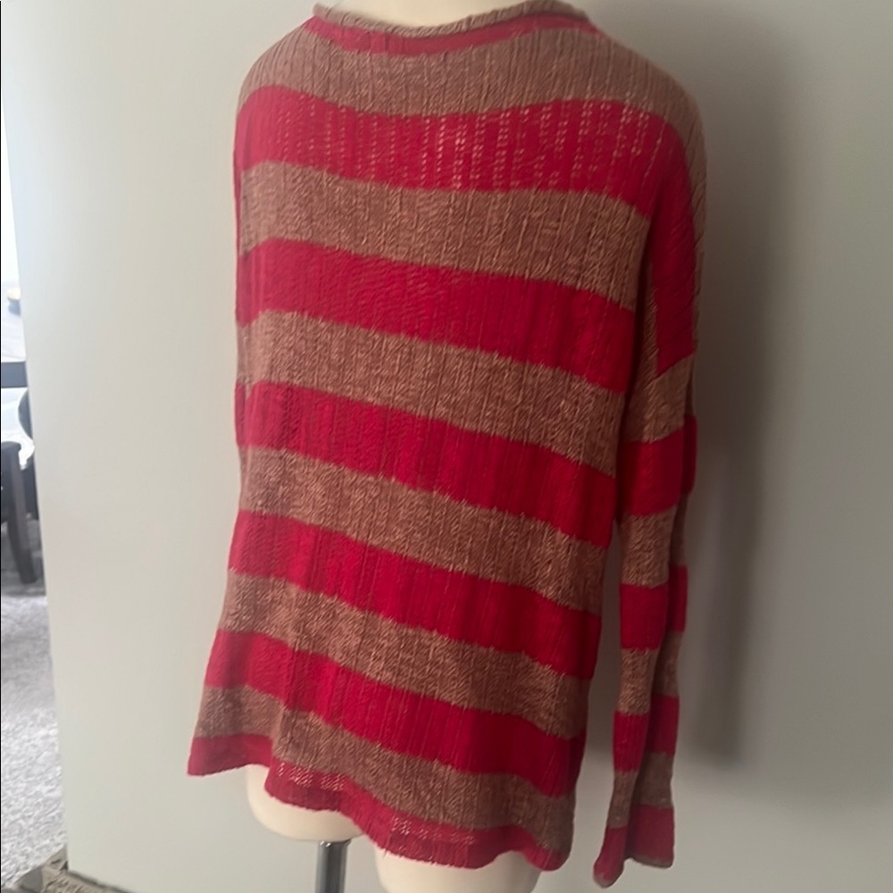 Splendid Magenta and Lt Brown V-Neck Sweater with Striped Pattern - Picture 6 of 7